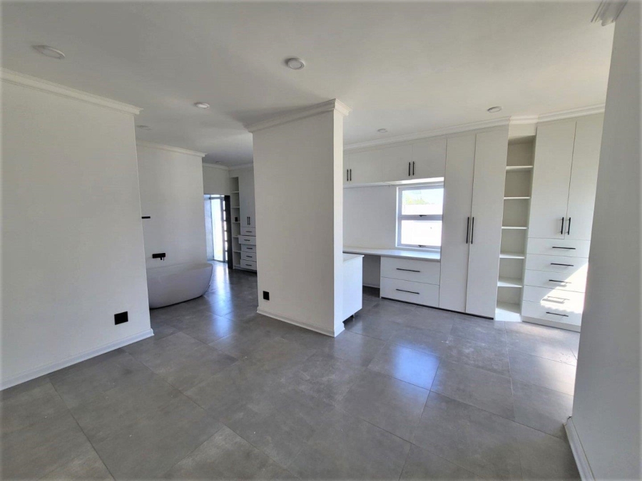 3 Bedroom Property for Sale in Aston Bay Eastern Cape